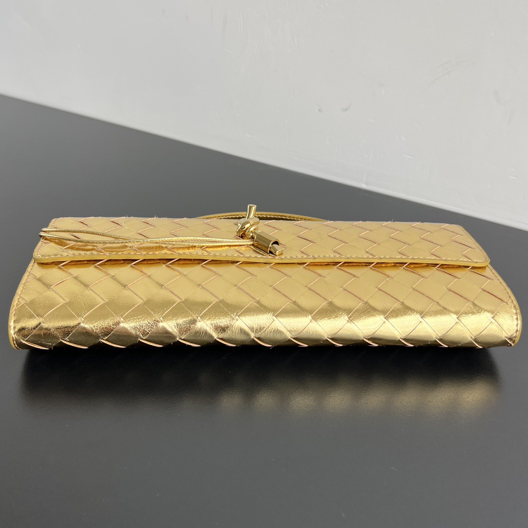 B0tt*ga Ven*ta Clutch-31x13x3 CM
