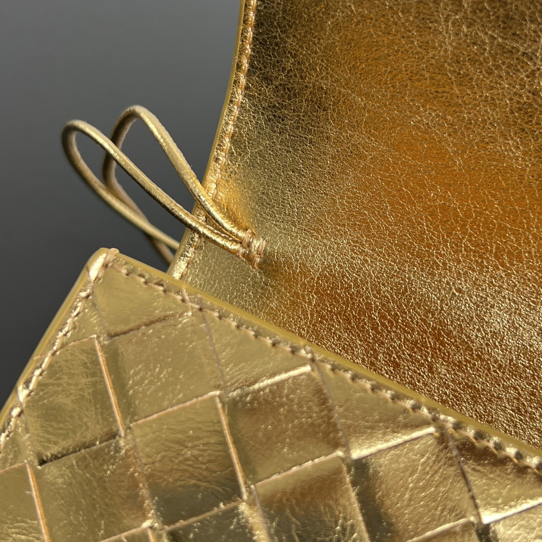 B0tt*ga Ven*ta Clutch-31x13x3 CM