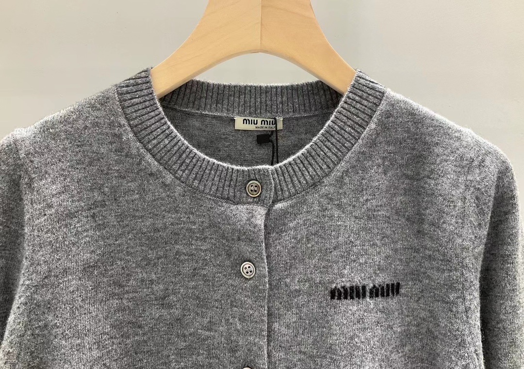 M1v M1v cashmere knit cardigan