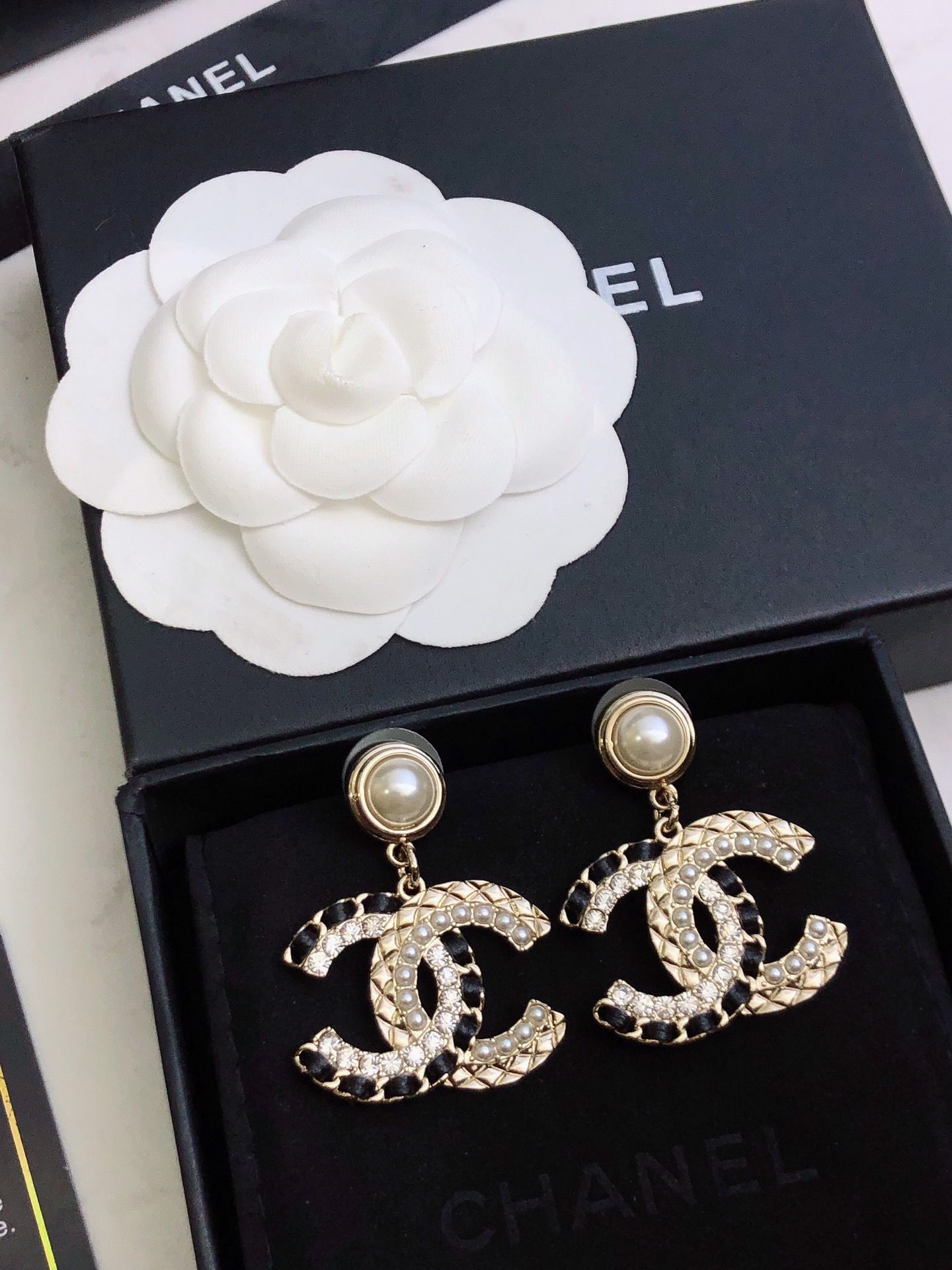 Ch@nel Earring
