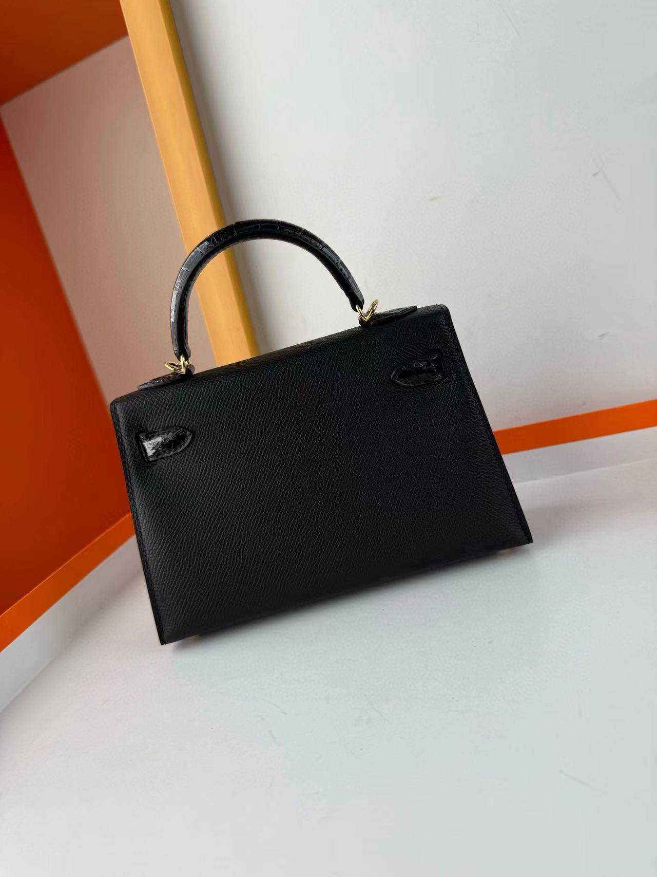 H**me5 Birkin 19CM