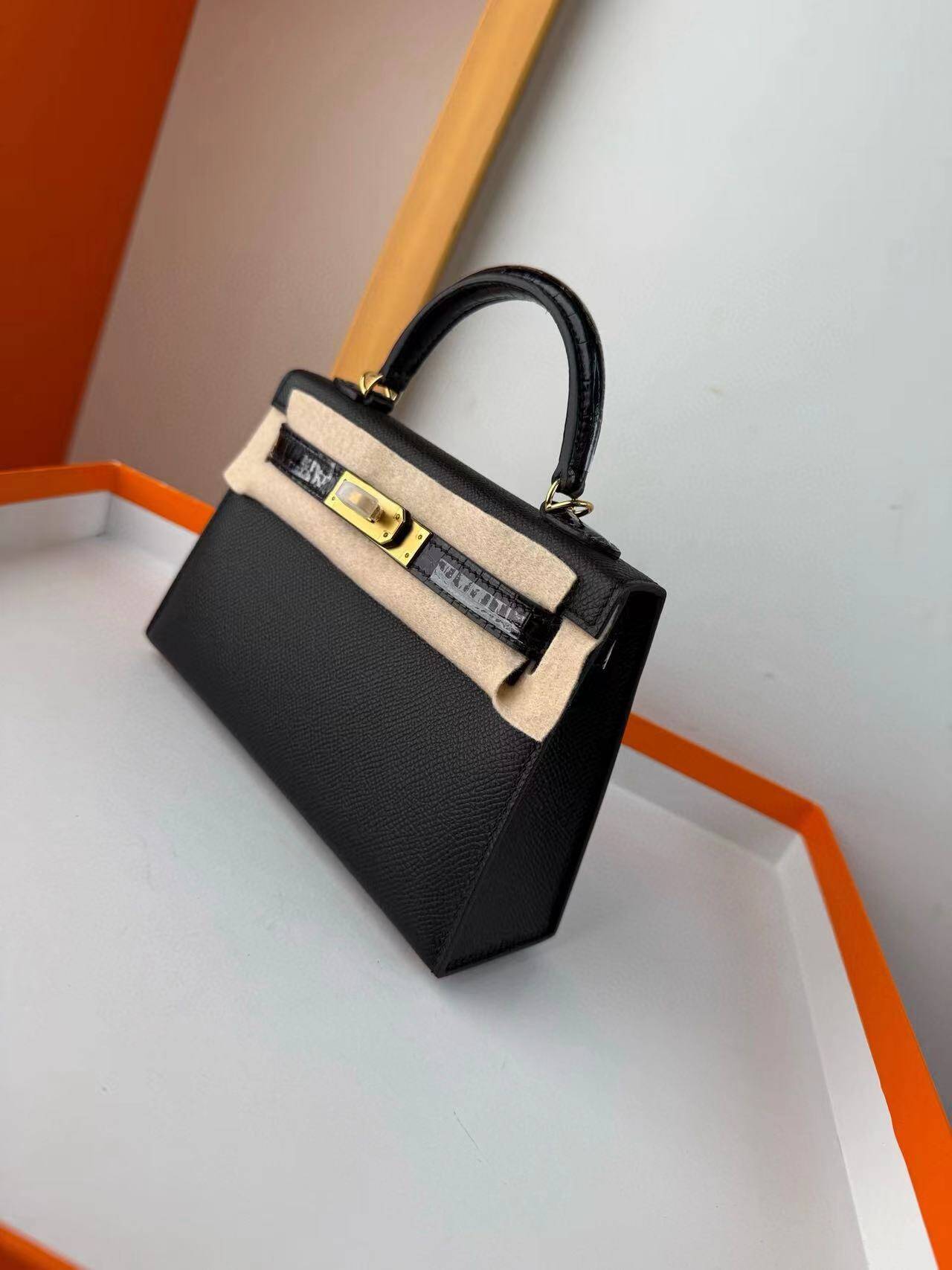 H**me5 Birkin 19CM