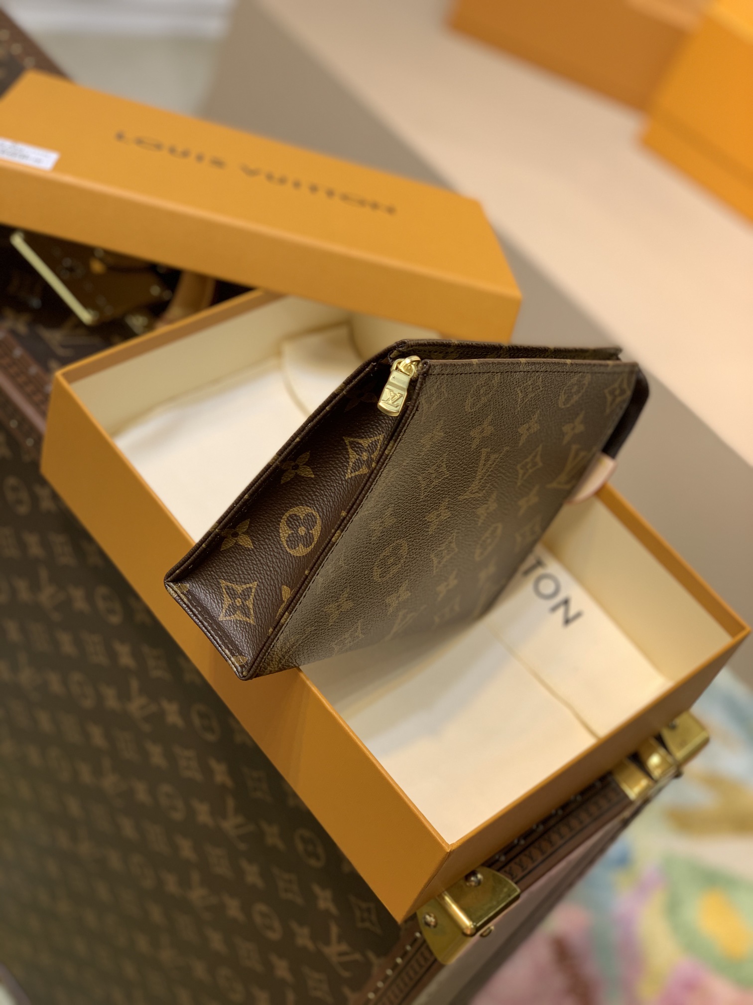 l0*is V*t0n toiletry pouch -19* 15*6cm