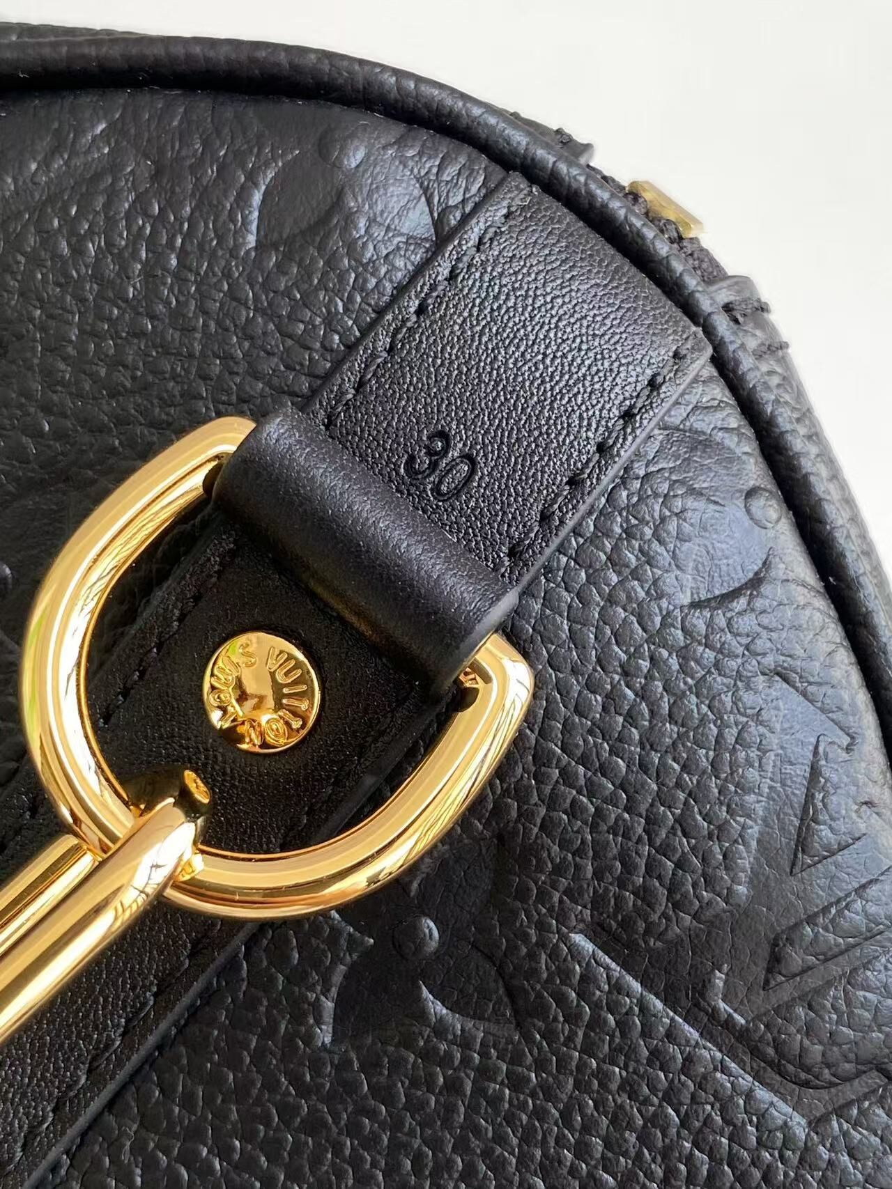 l0vis Vvtt0n speedy soft 30 bag -21 x 17 x 30cm