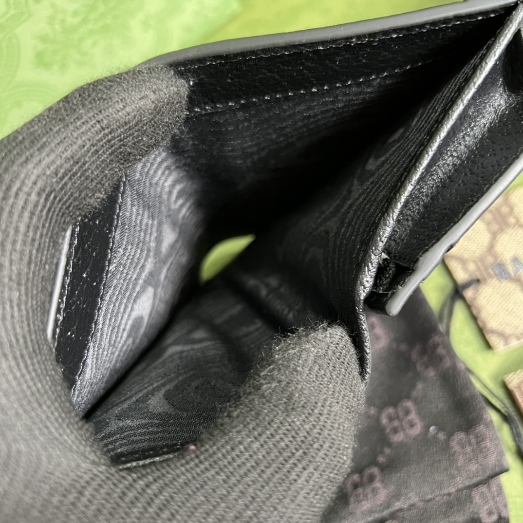 G*u*i&ba*len*cia*ga pouch-11x8.5x3cm