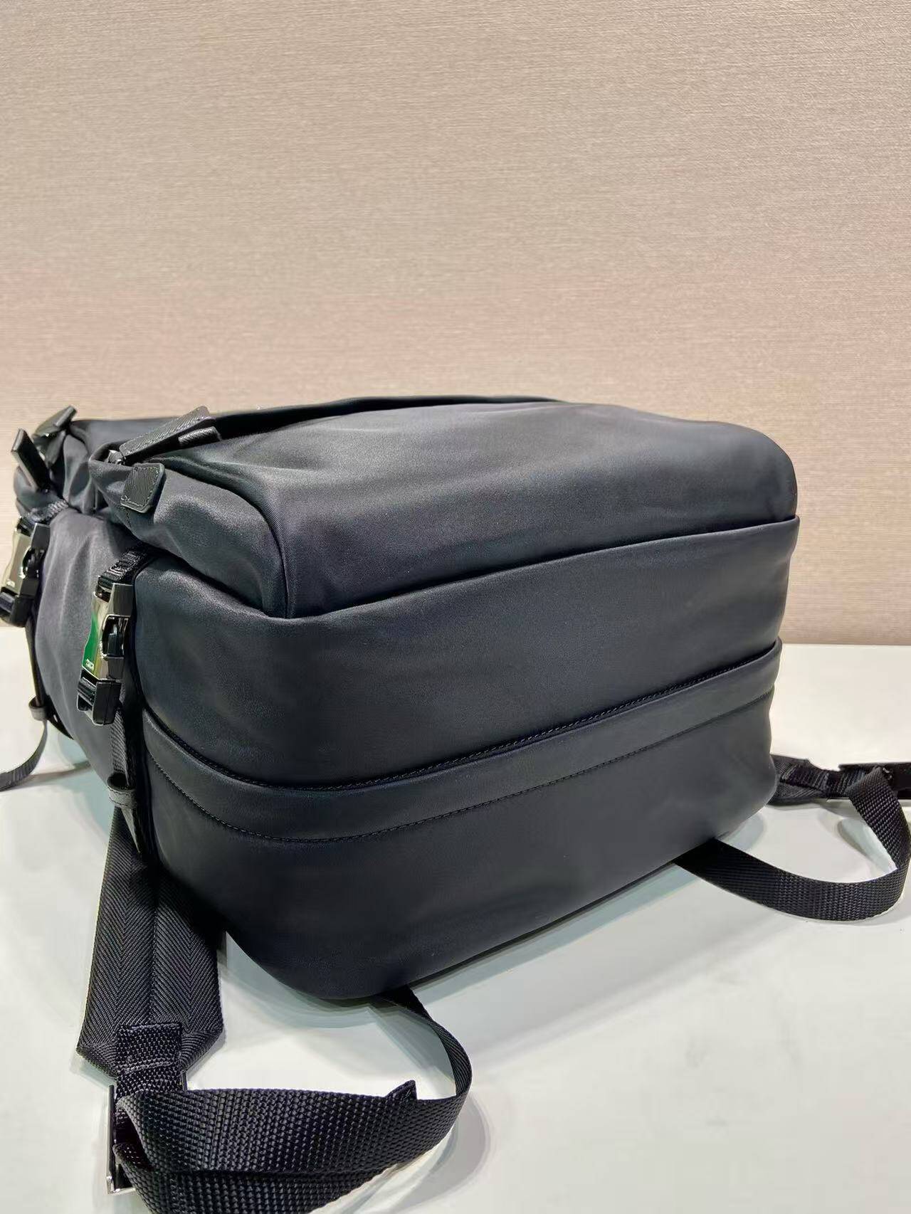 Pra*a saffiano backpack-25.5*21.5*45cm