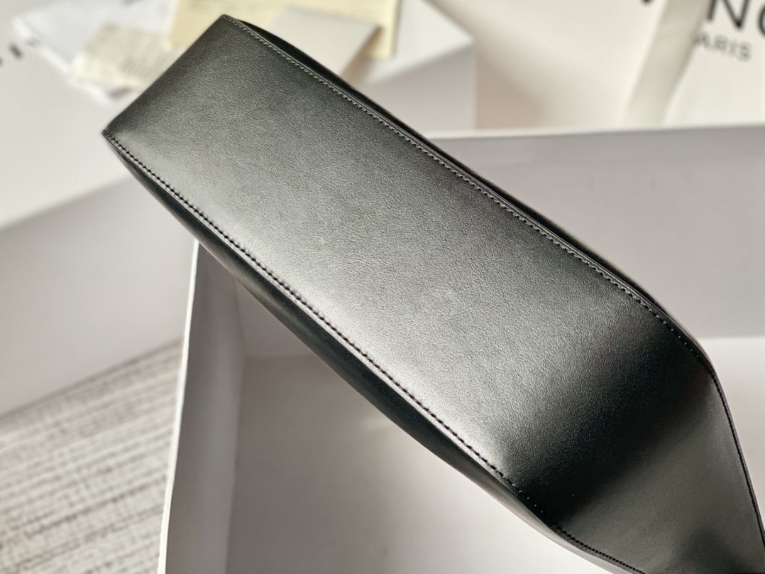 G1uenchy moon cut handbags-30*8*20cm