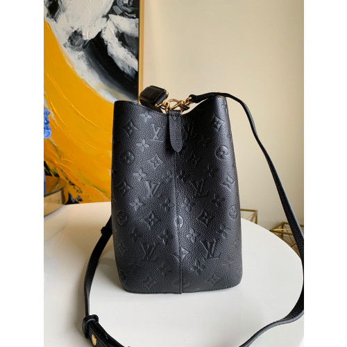 l0*is V*t0n wild at heart néonoé bucket bag -26x22x27cm