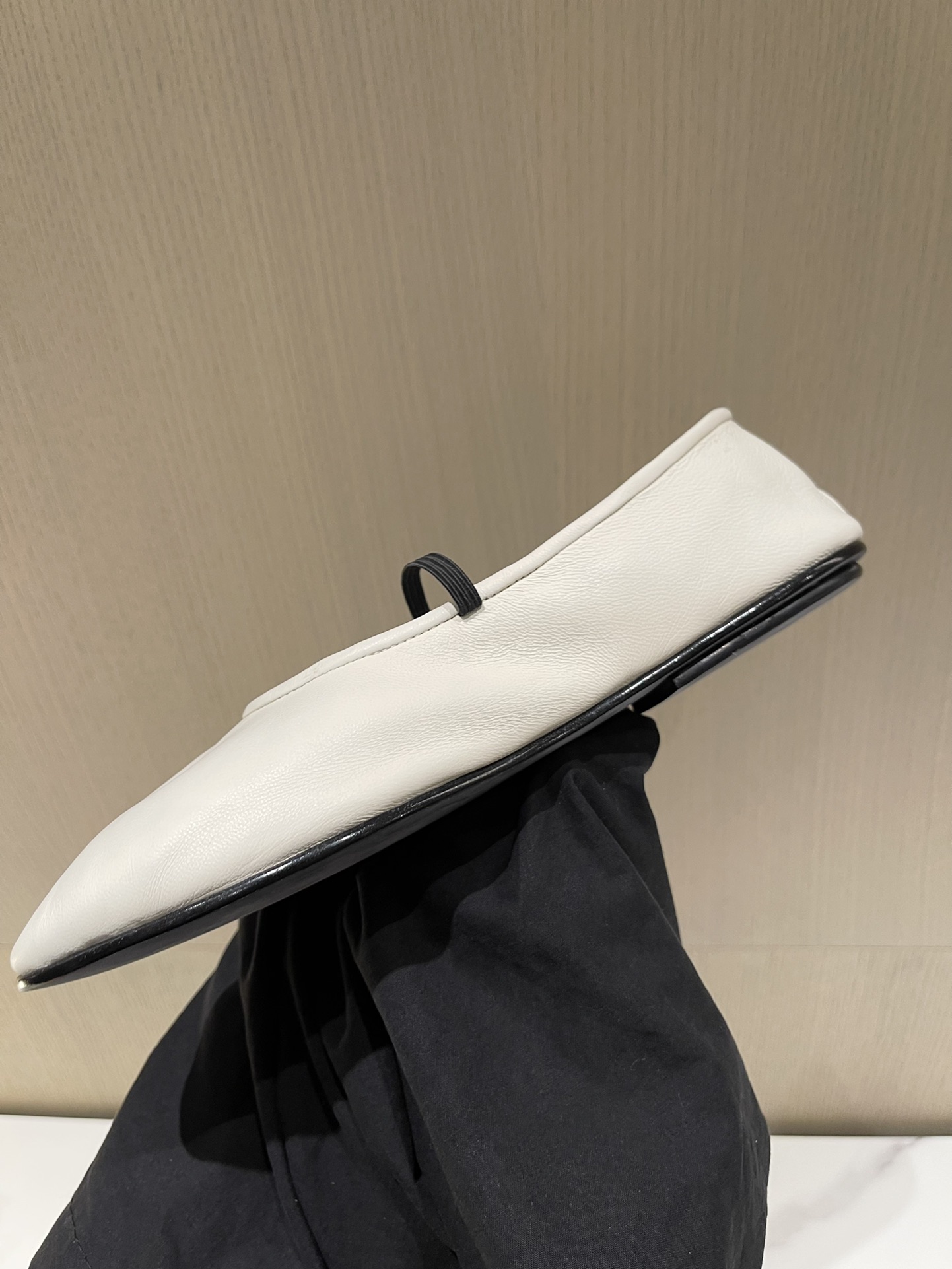 T*e R0w ballet single shoes