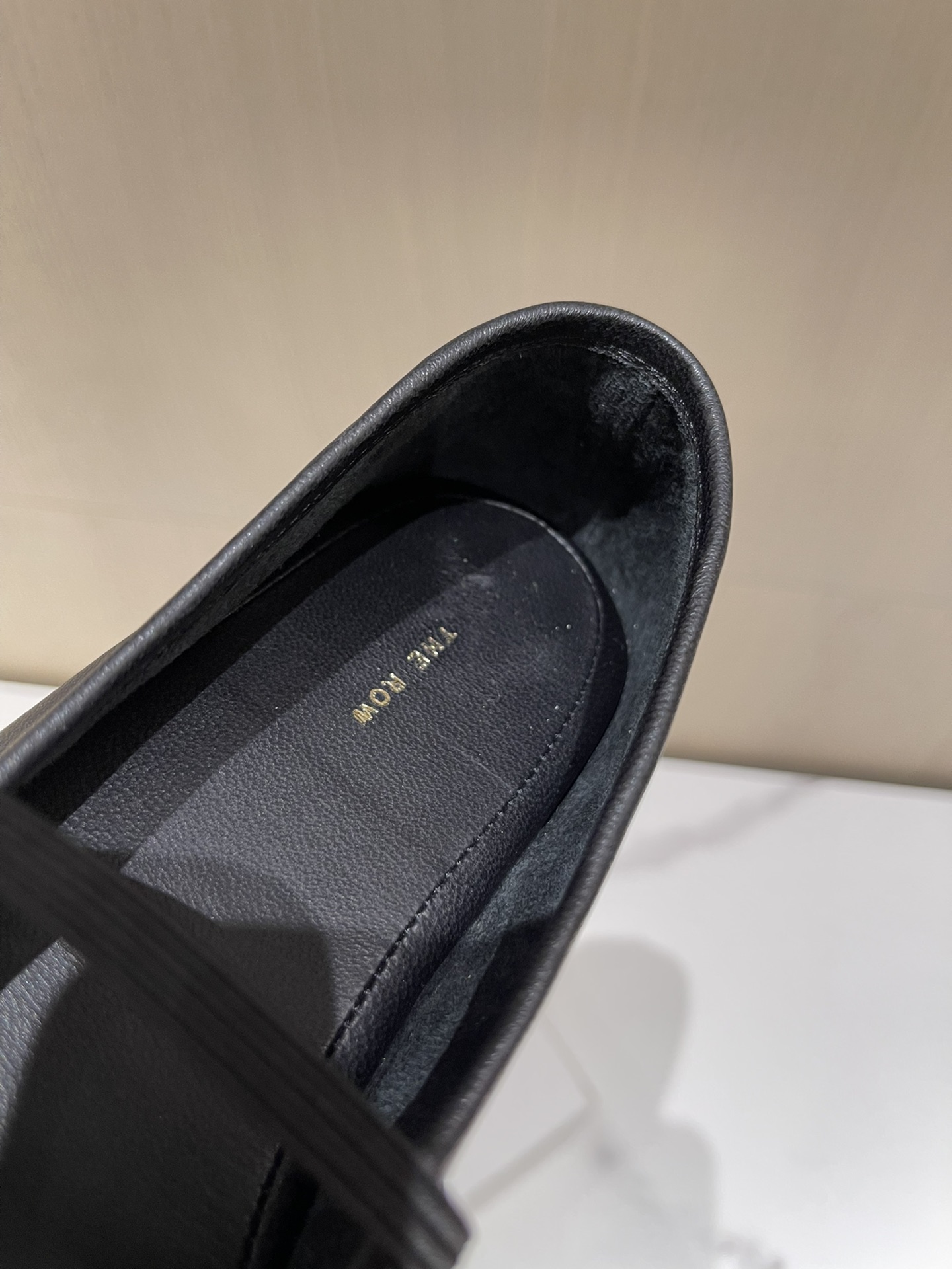 T*e R0w ballet single shoes