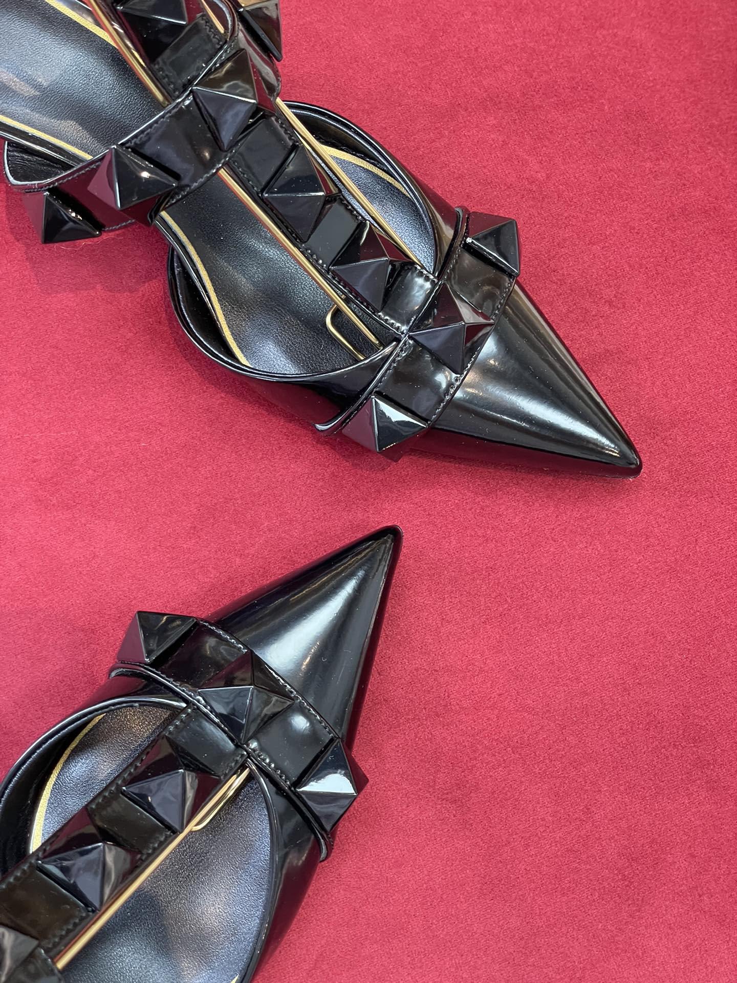 Va1e*ntin0 2022ss heels(size:35-42)