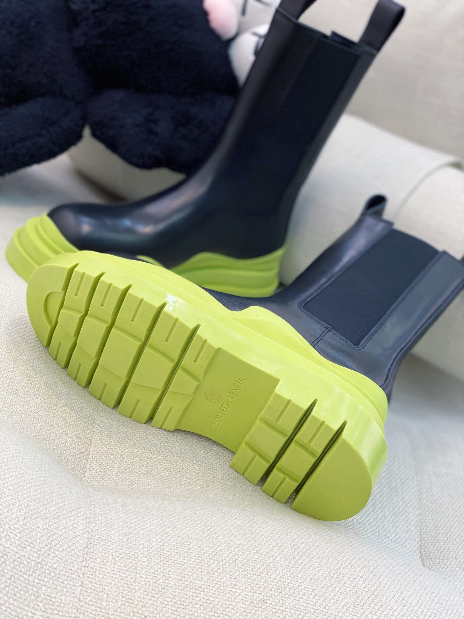 bo*te*ga Ve*ne*ta boots