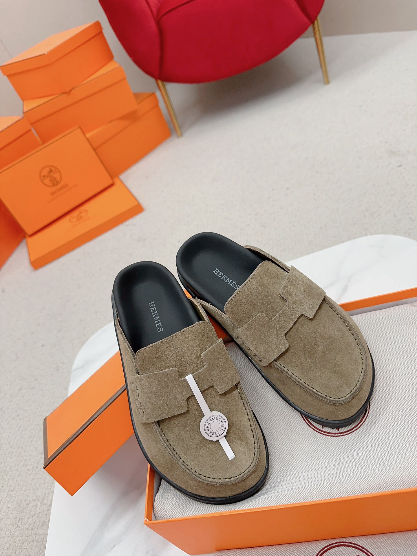 H**me5 Loafers