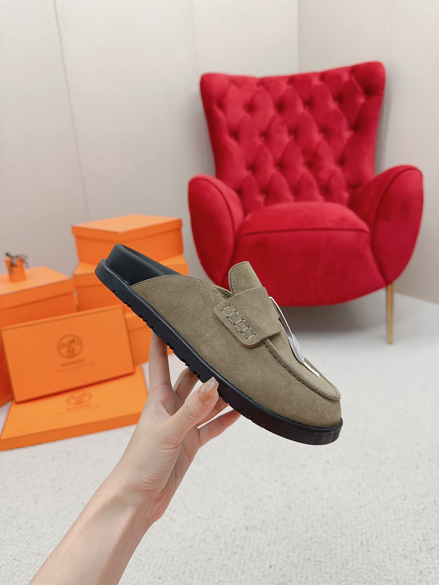 H**me5 Loafers