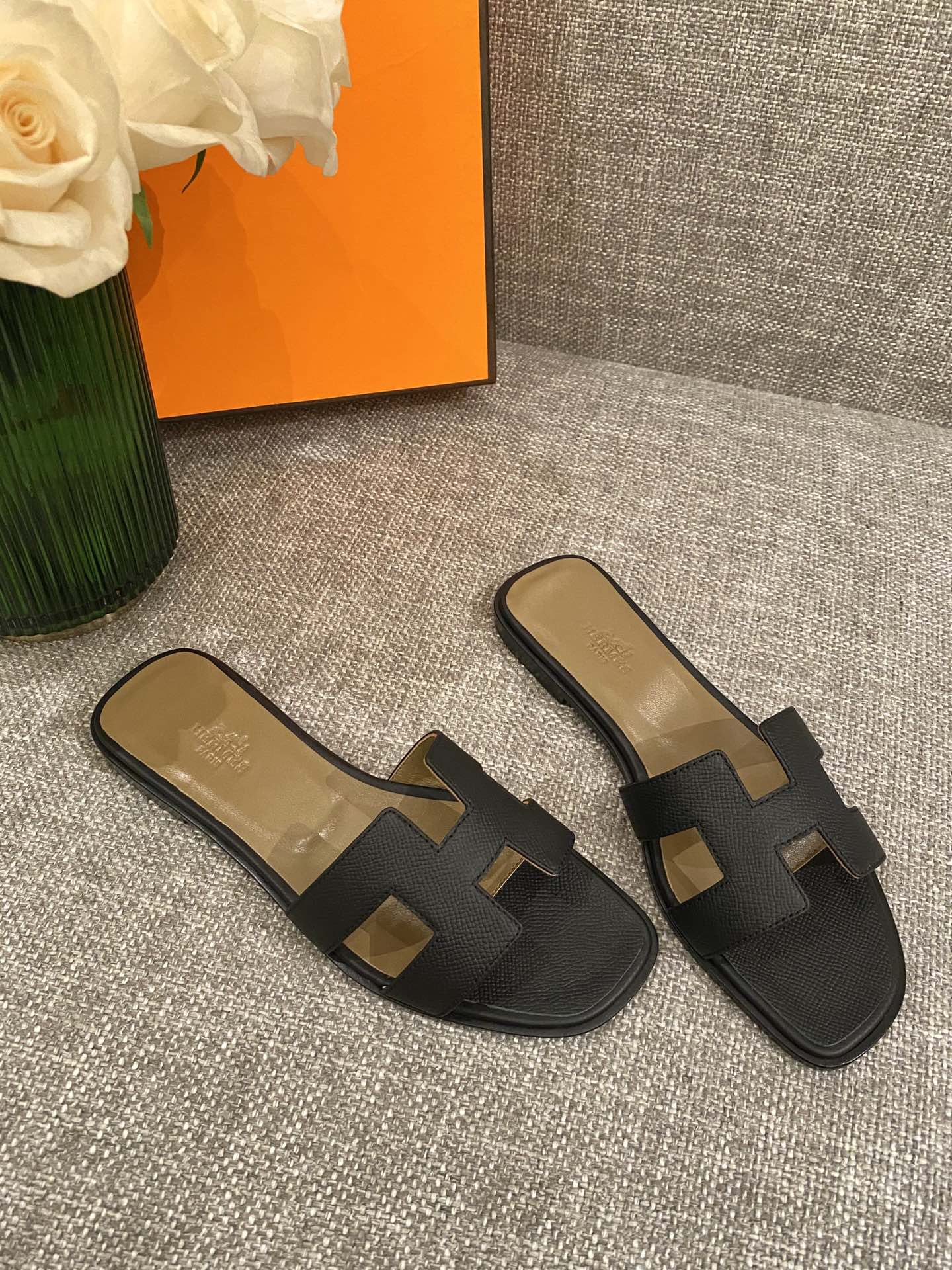 H**mes slippers in caviar leather