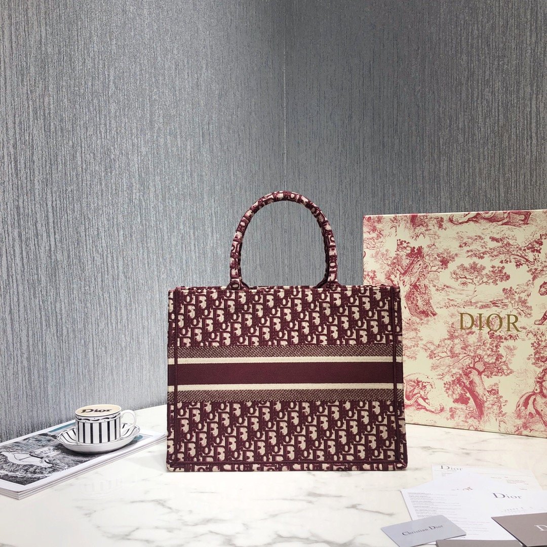 D*or small book tote-36.5cm