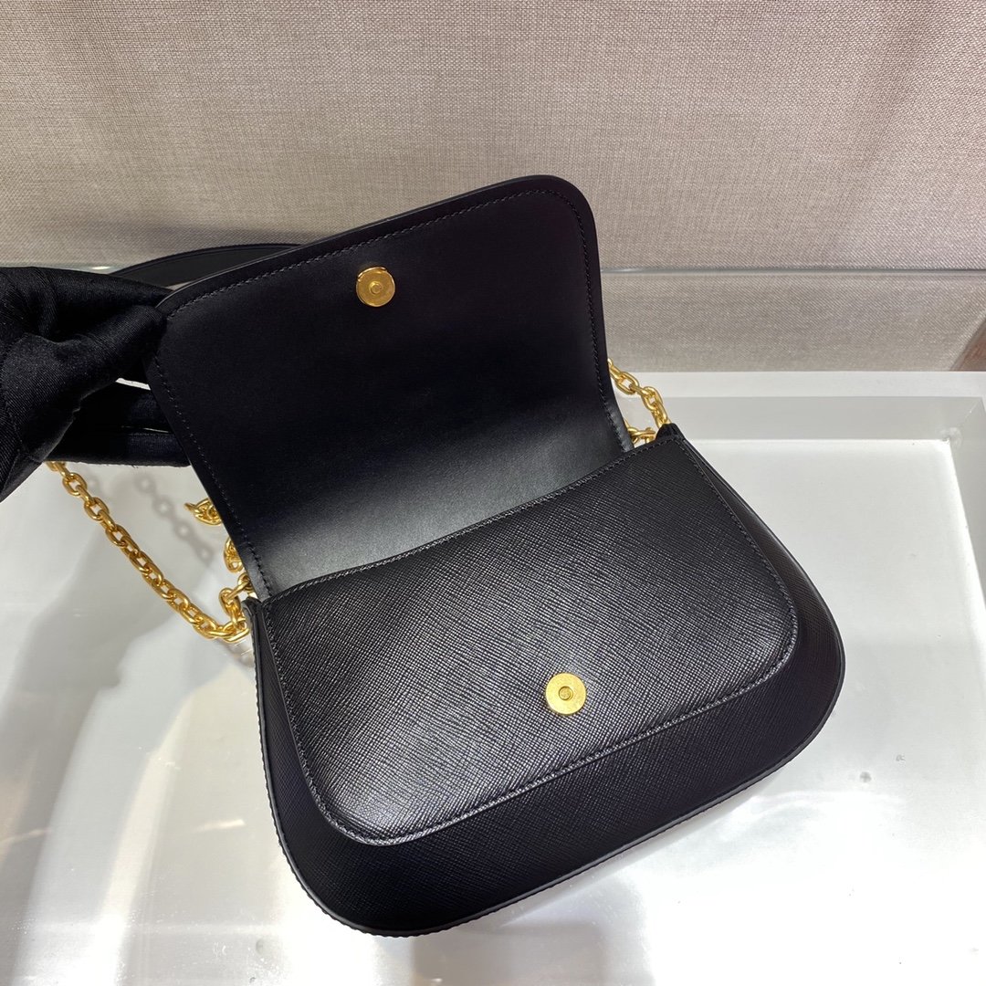 Pra*a saffiano chain bag1bd275-22*14*7cm