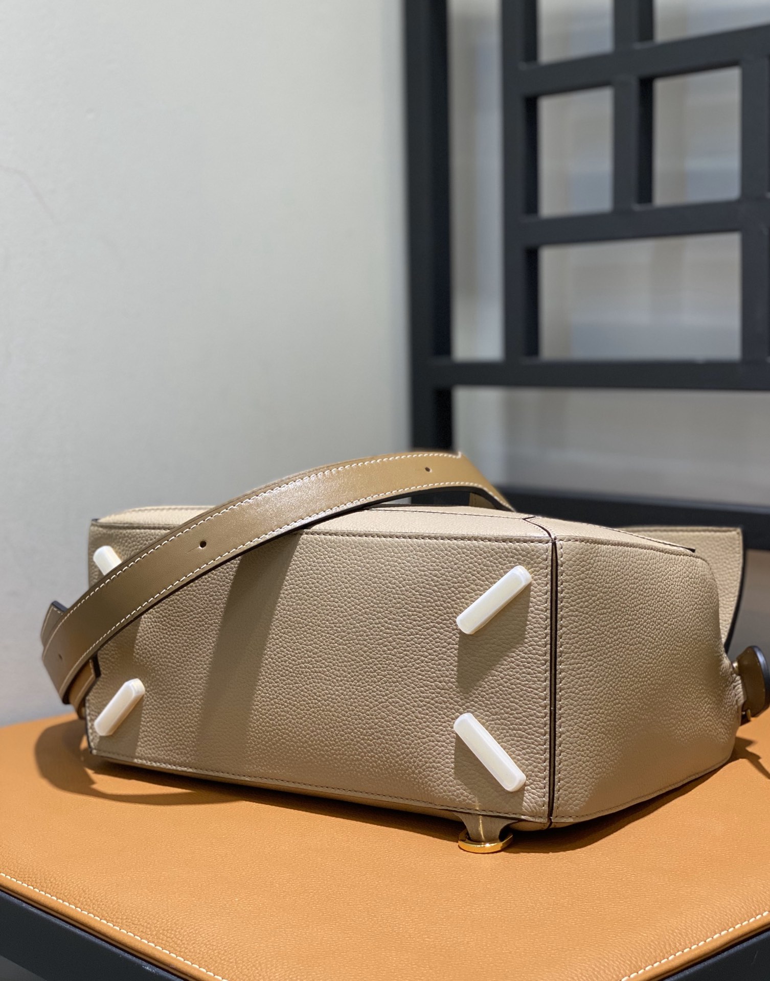 L0ew* puzzle medium bag-29*18*12cm