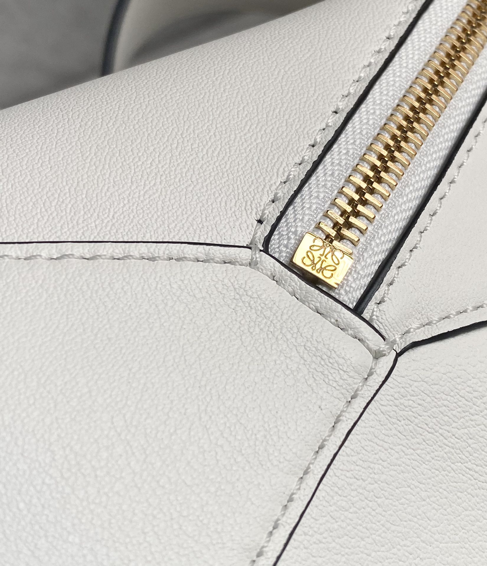 L0ew* puzzle medium bag-29*18*12cm