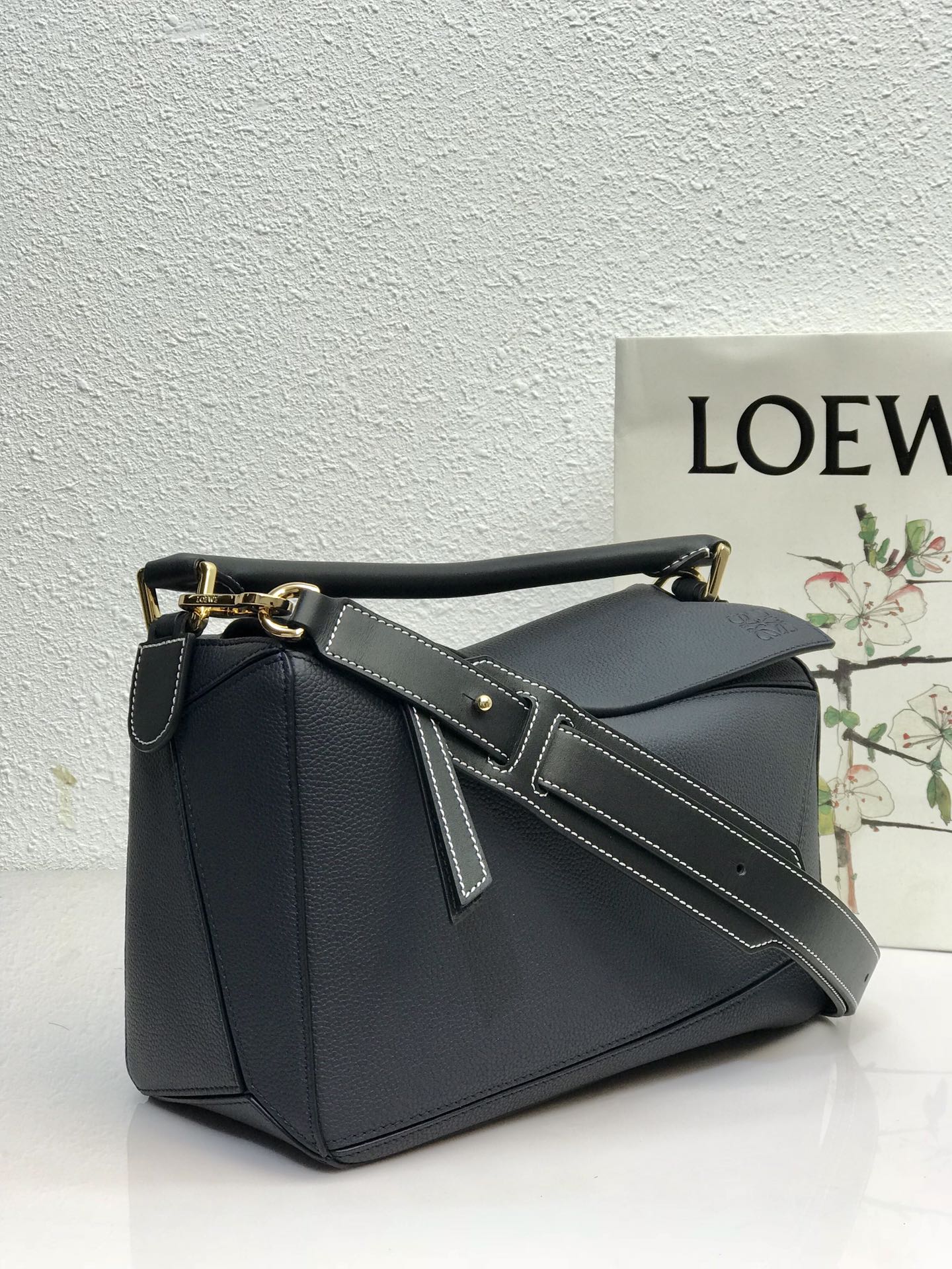 L0ew* puzzle medium bag-29*18*12cm