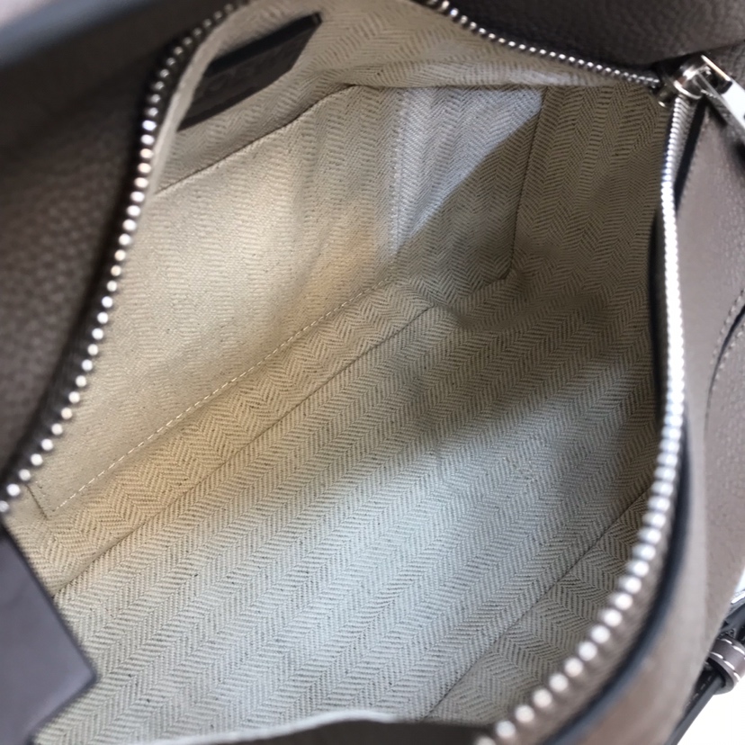 L0ew* puzzle medium bag-29*18*12cm