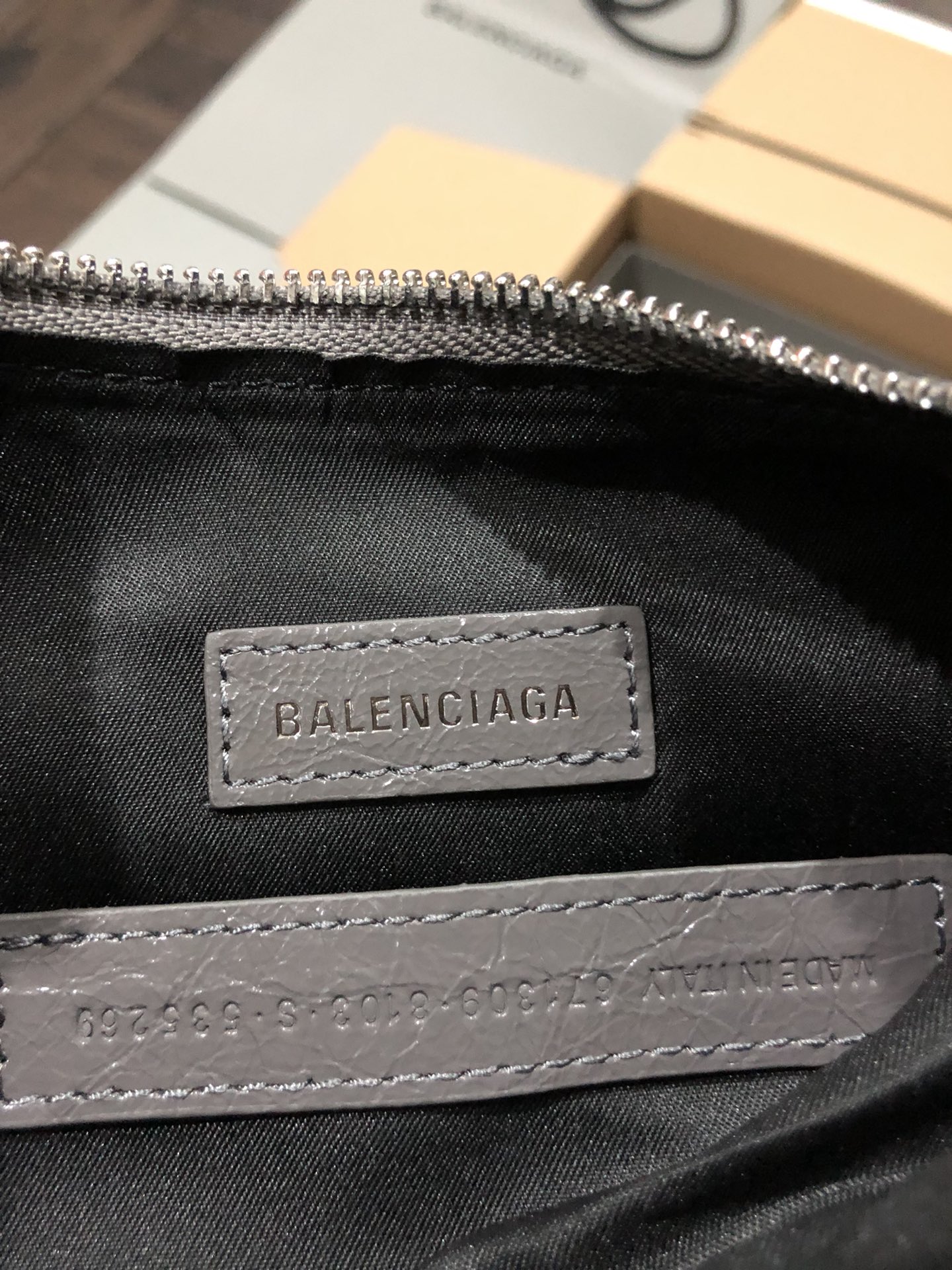 Balenciag Le Cagole Handbags-26*16*10CM