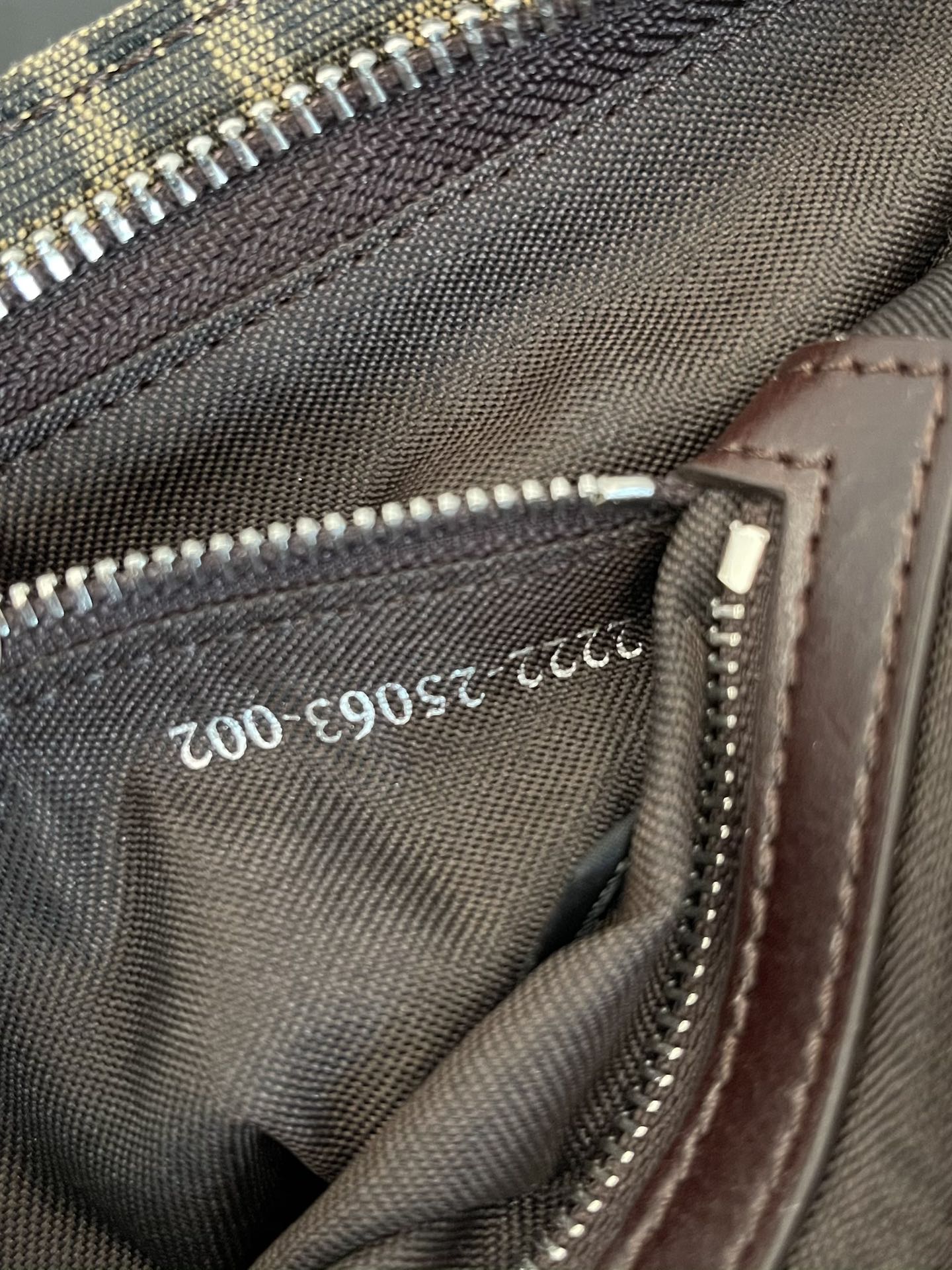 F**di vintage handbags-28x12cm