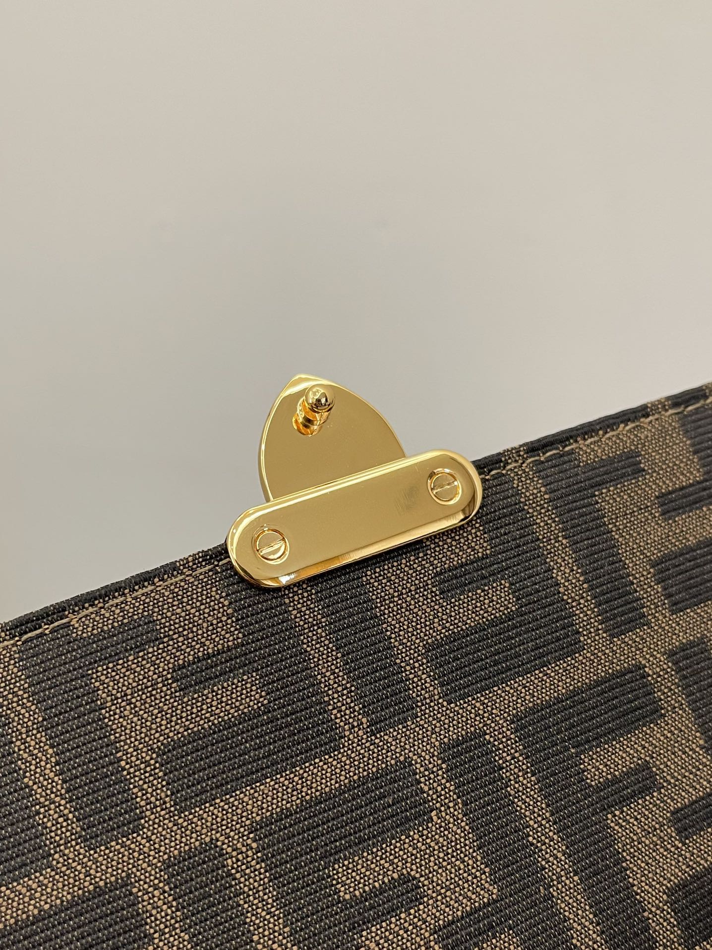 F**di vintage handbags-29x22x11cm