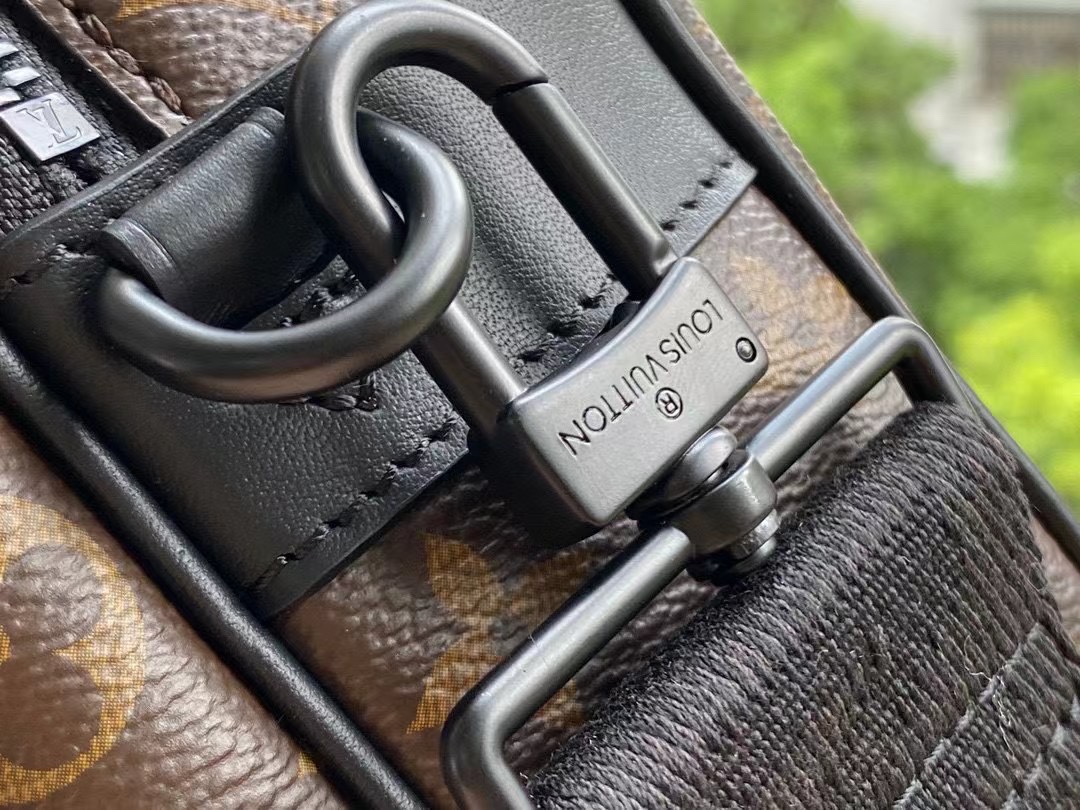 l0*is V*t0n s lock bag-m45806-22*18*8cm