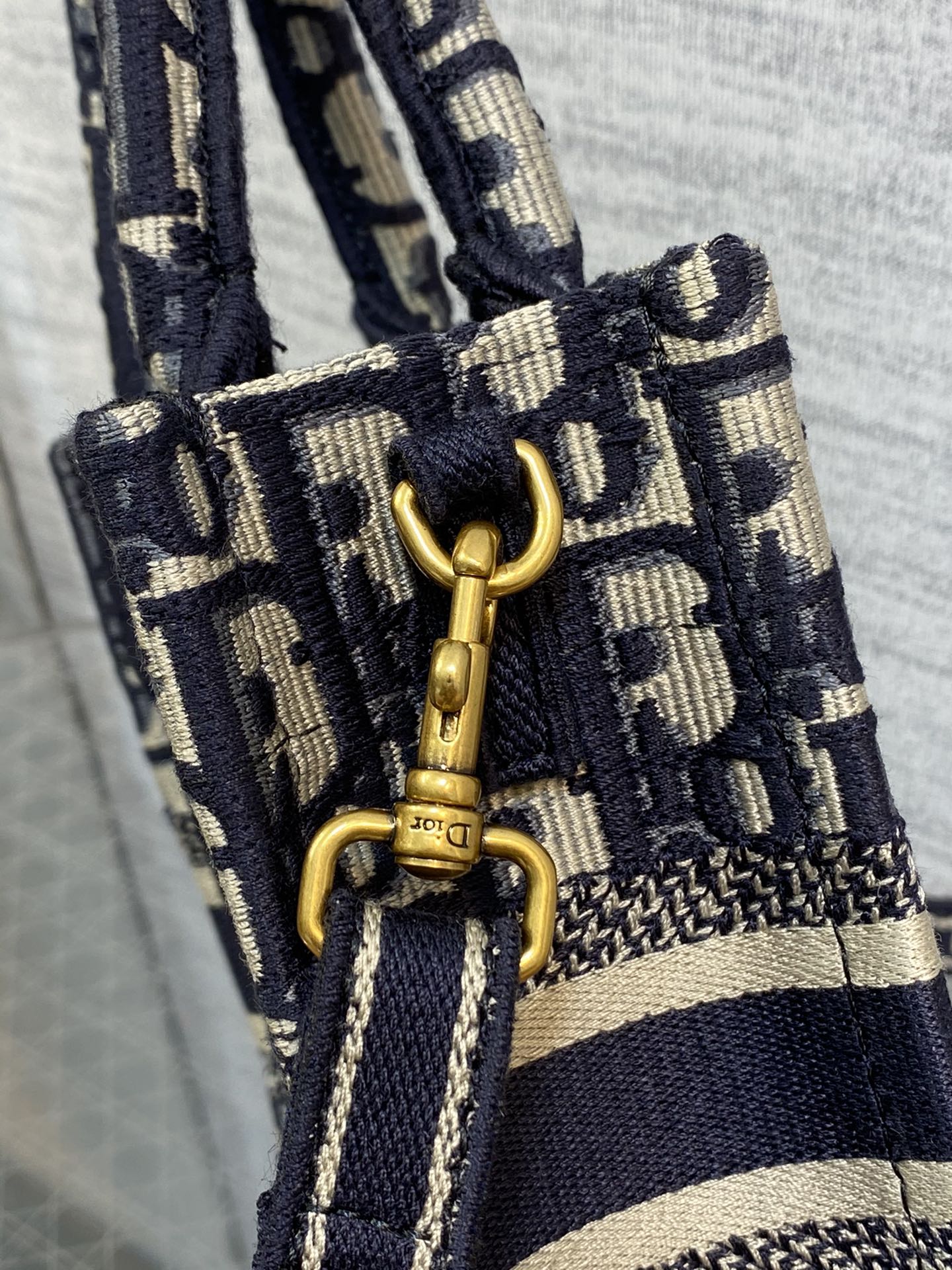 D*or mini book tote-13.5*5*18cm