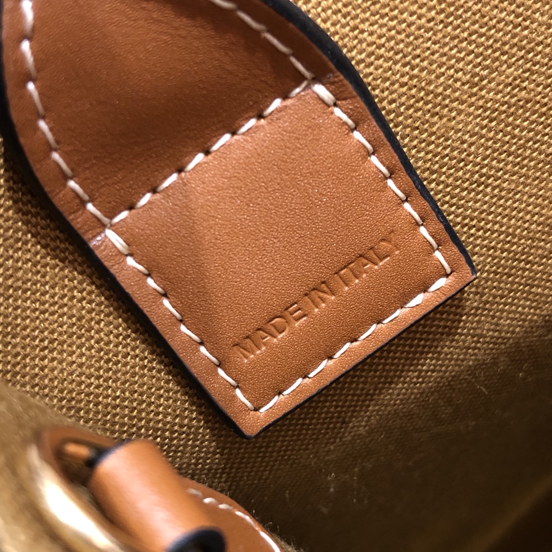 Celin Cabas-17*20*6CM