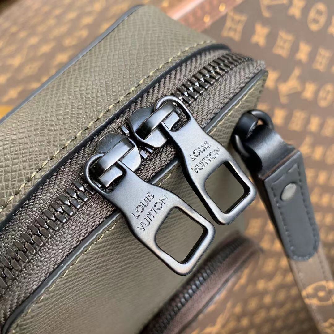 l0*is V*t0n camera bag-m30581 -10x17x4.5cm