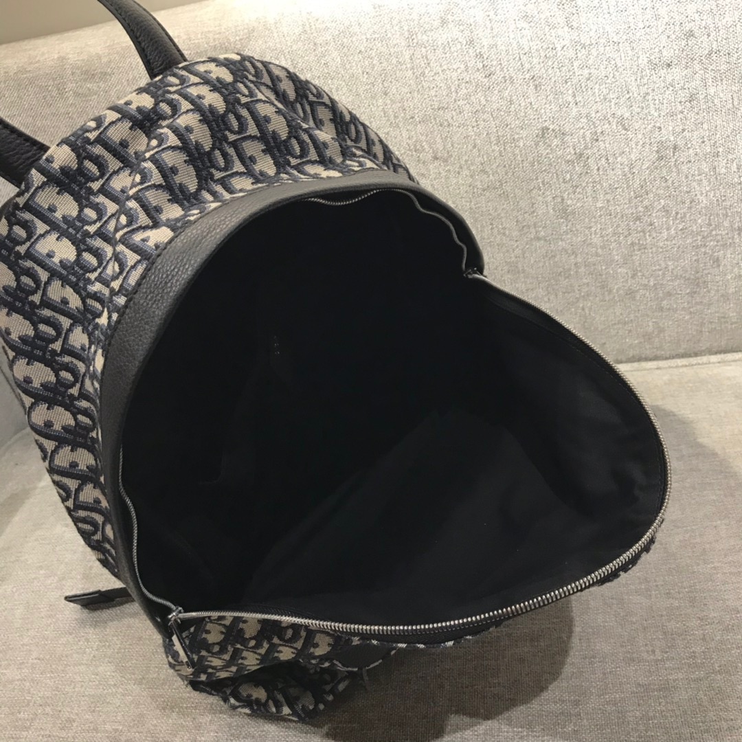 D*or oblique backpack-42x33x15cm