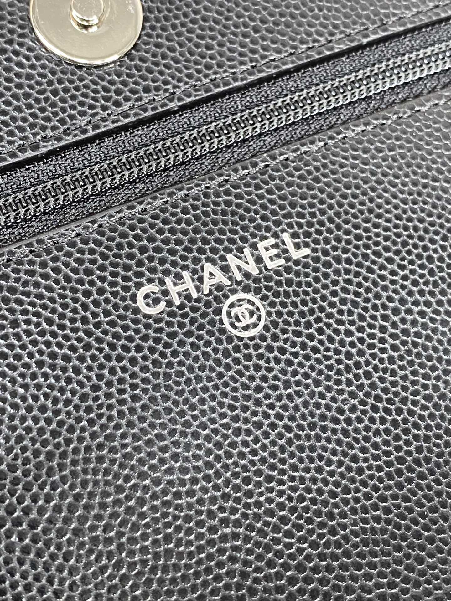 Ch@nel Woc-19*12*3.5CM