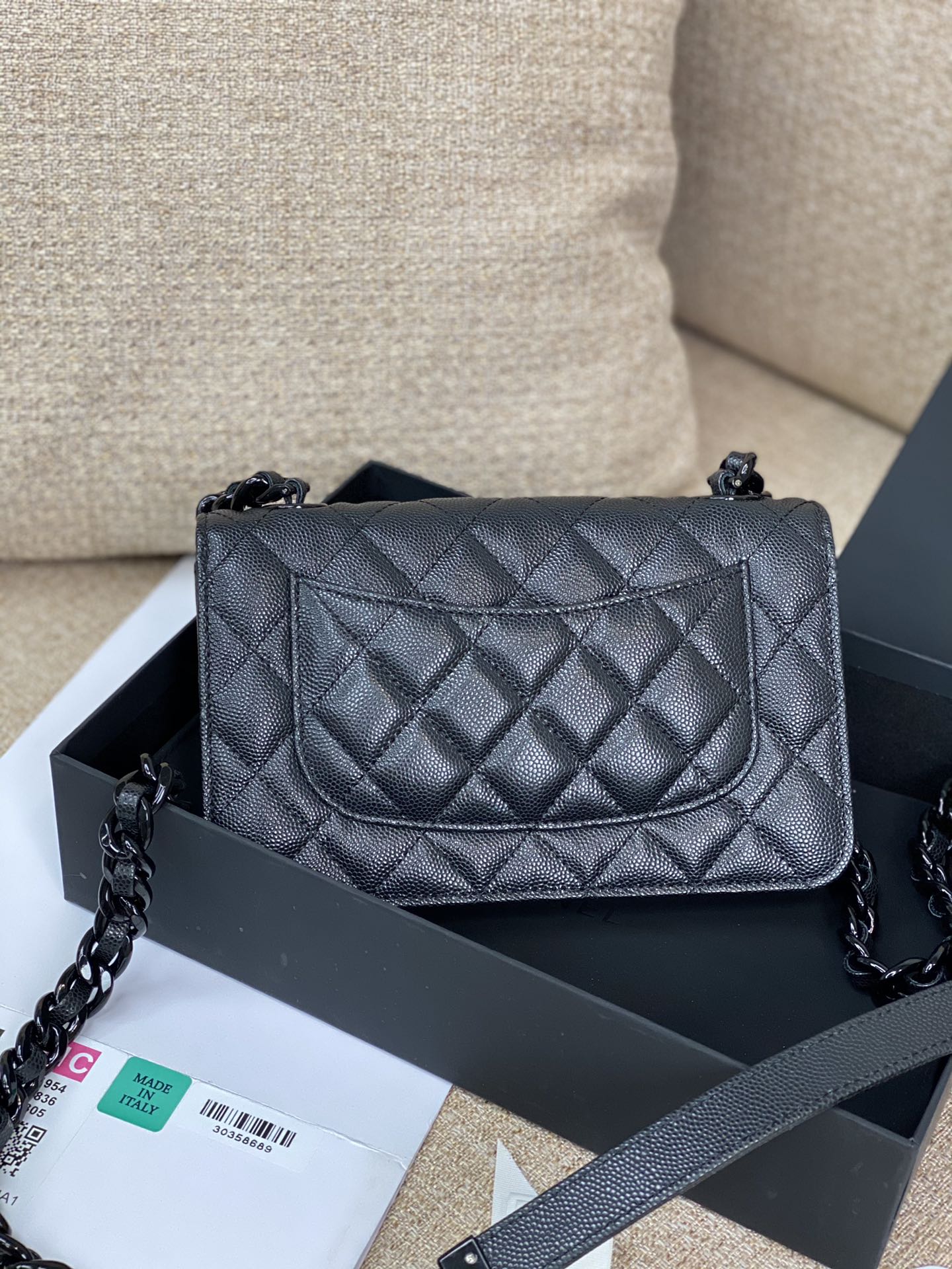 Ch@nel Woc-19*12*3.5CM