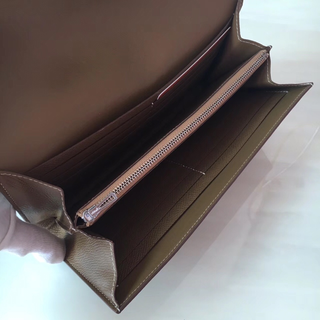 H**mes constance wallet epsom