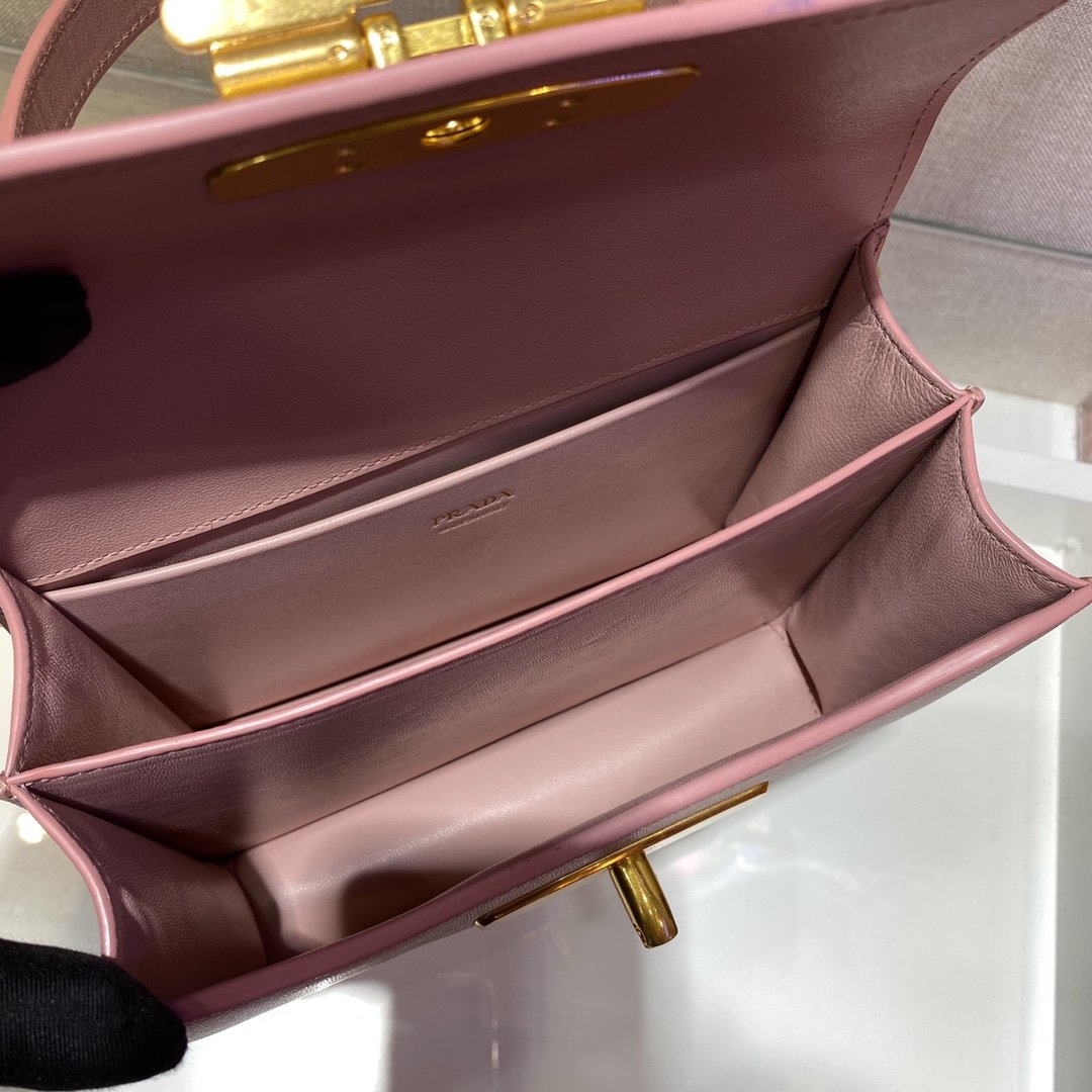 Pra*a 1bd021 chain bag-20*17*8.5cm