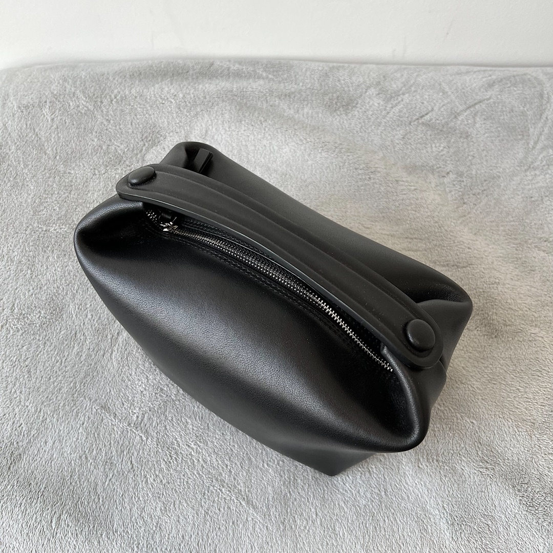 bo*te*ga ve*ne*ta T*e R0w bag-18*13*14cm