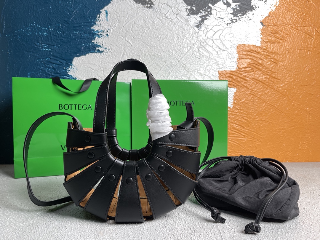 bo*te*ga Ve*ne*tatote-25*15*10cm