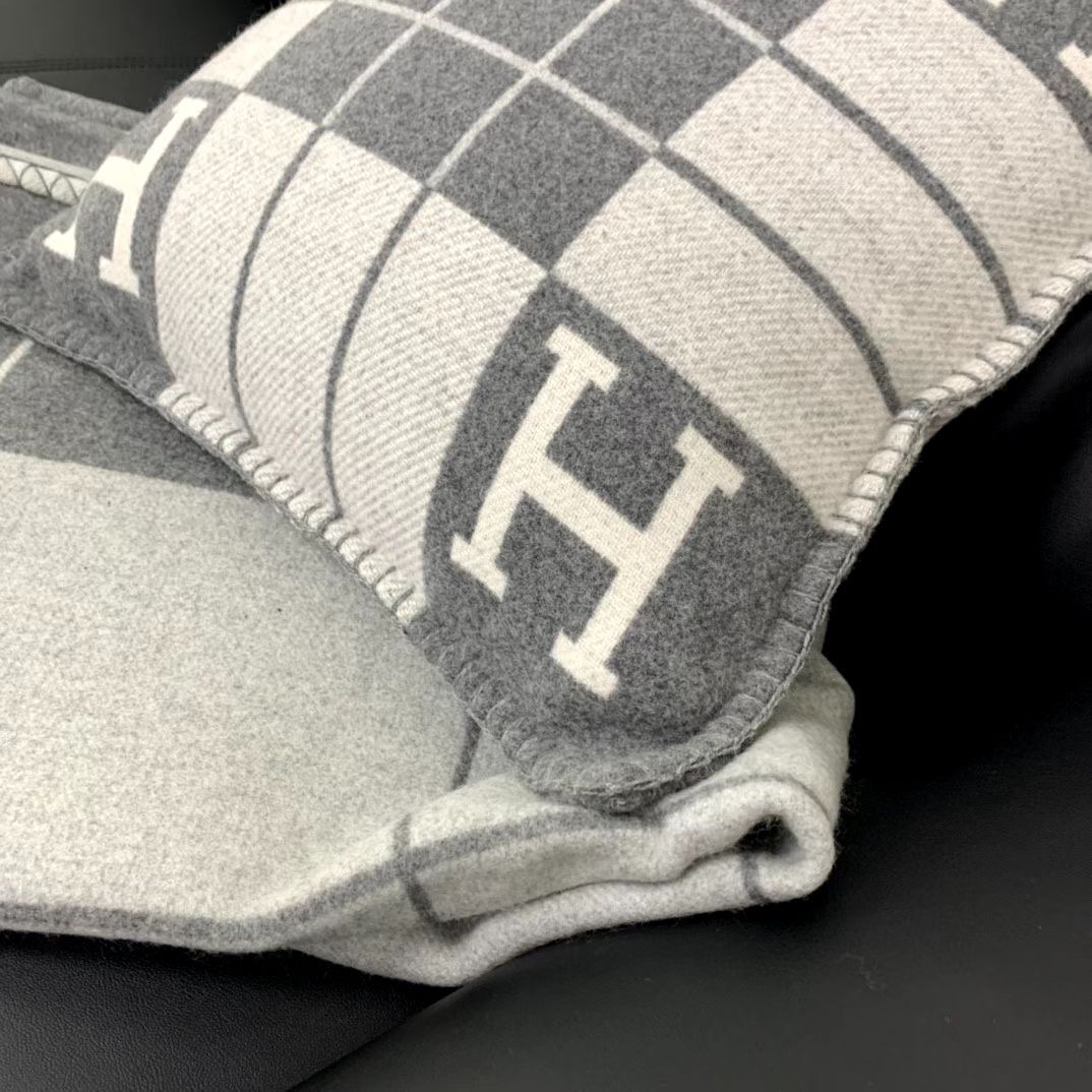 H**mes blankets-180*140cm