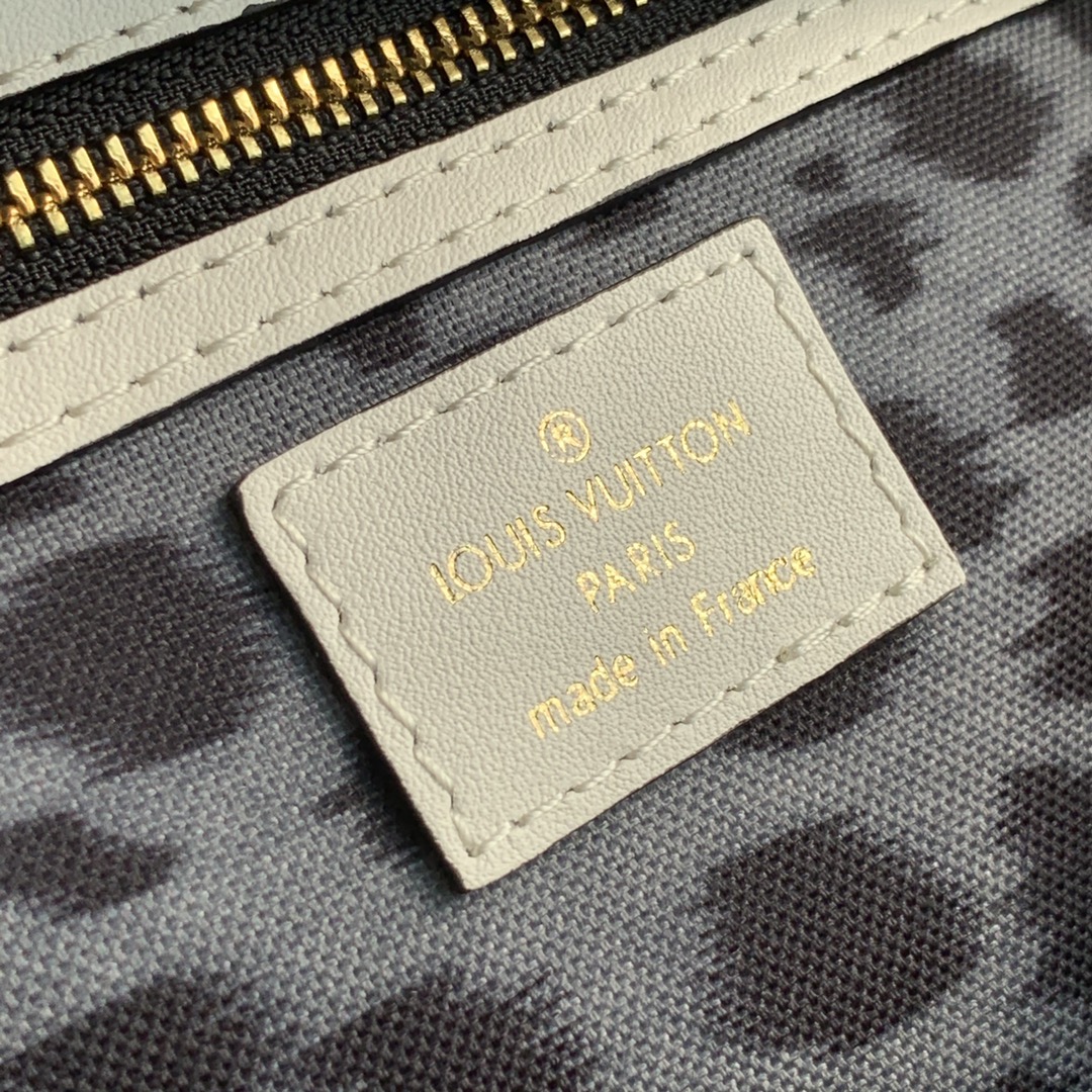 l0*is V*t0n wild at heart speedy bandoulière 25-25*19*15cm