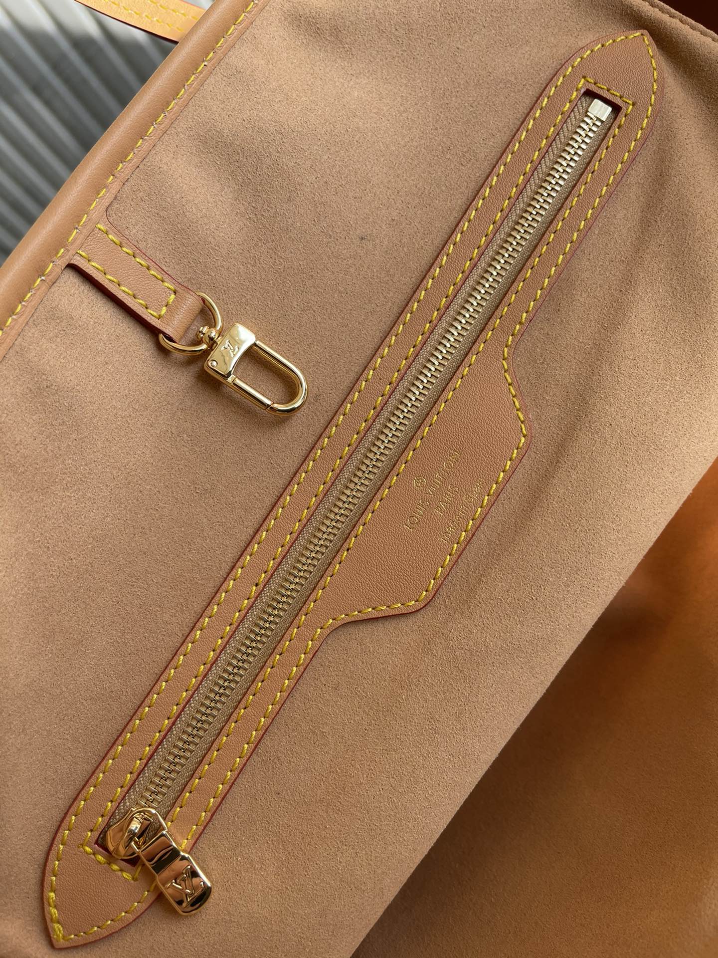 l0*is V*t0n capucines handlebag-21* 14* 8&27*21*10cm