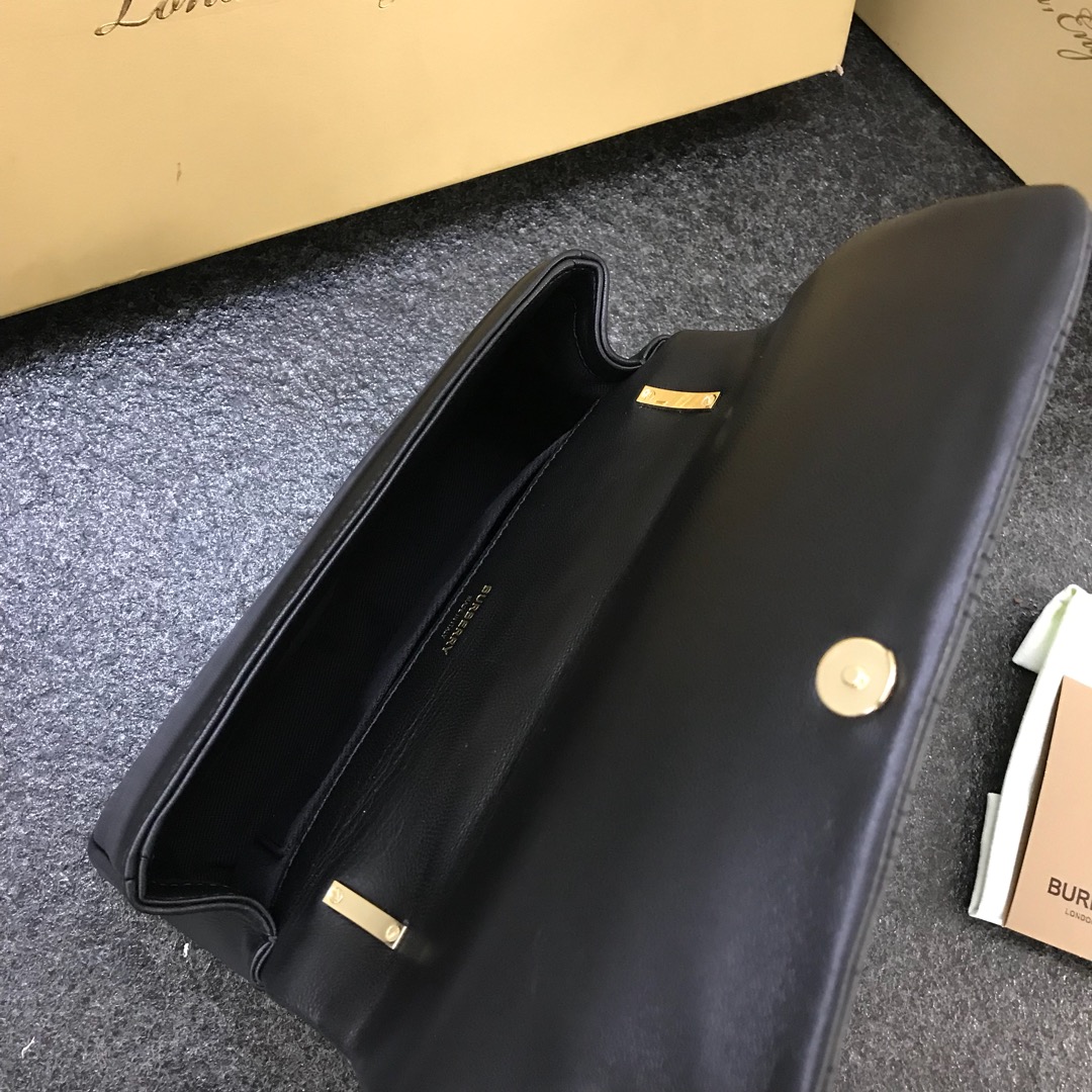 B**rry lola chain bag-23*13*6cm