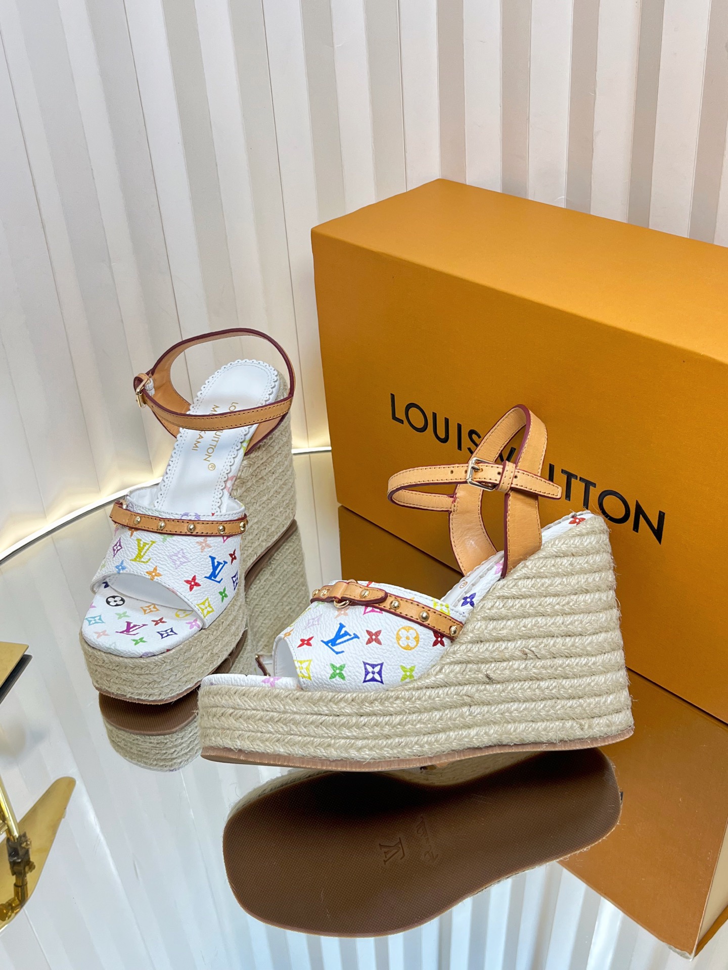 L0vis Vvtt0n Sandals-12CM