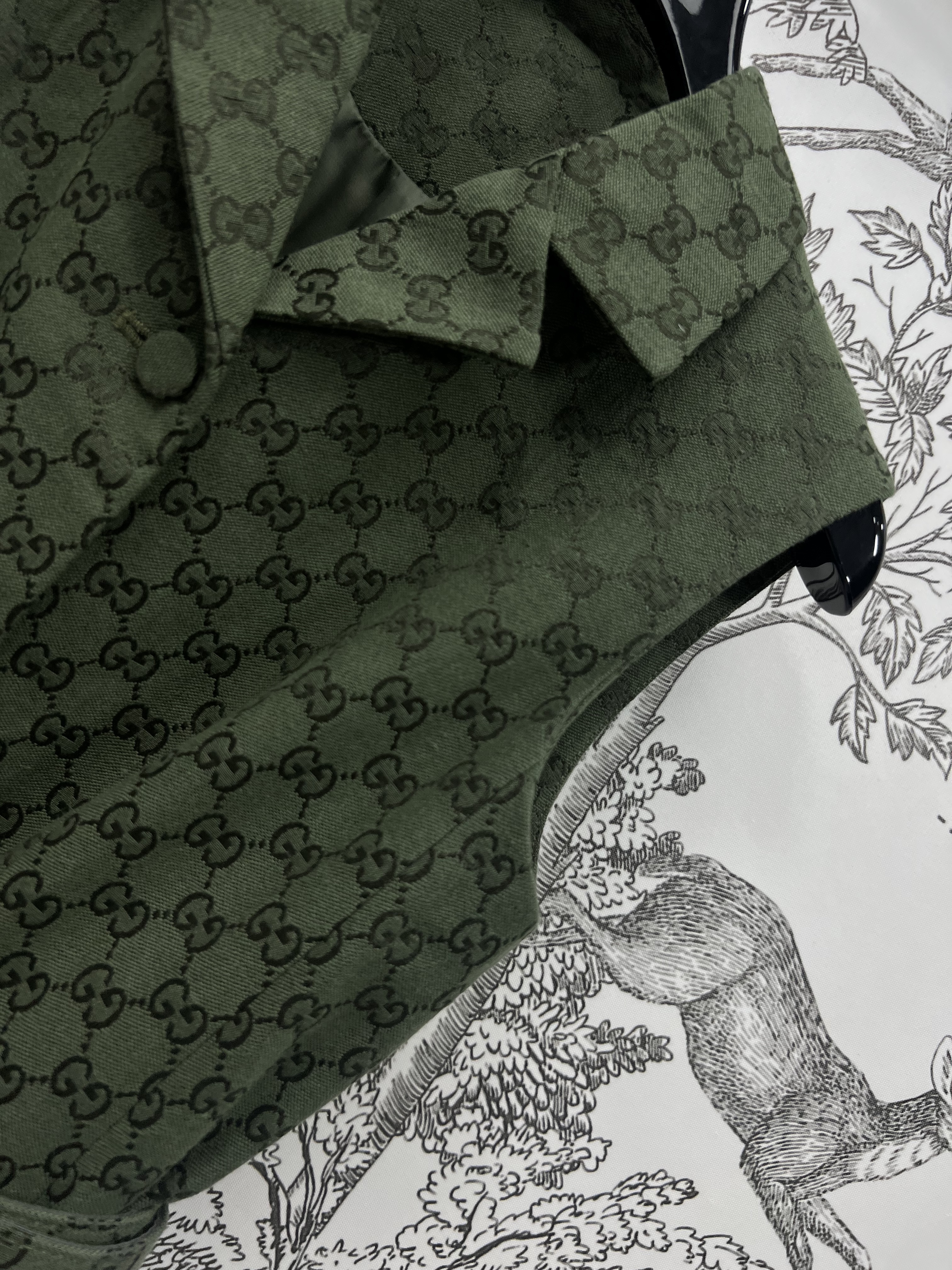 Gv*c green gg jacquard sleeveless waistcoat