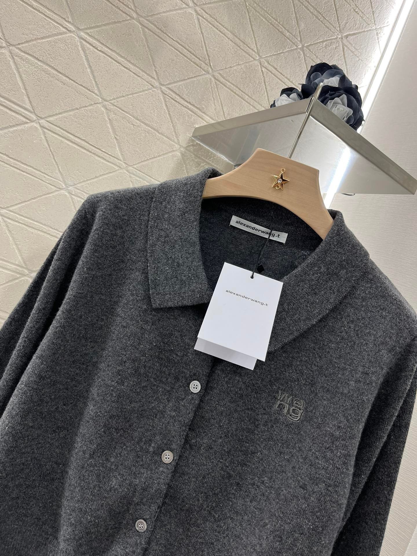 A1exa*der wang stacked-logo cardigan