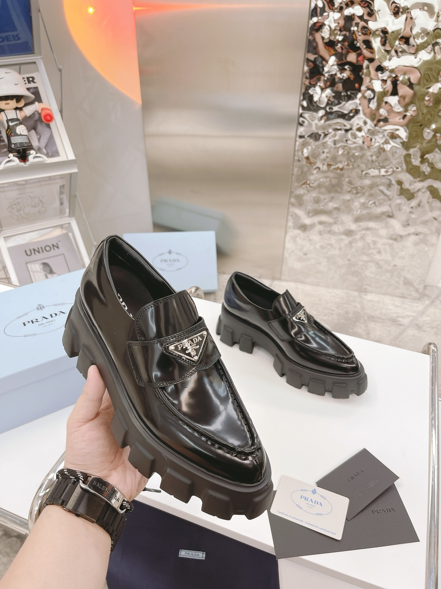 Pra*a loafers 2022ss