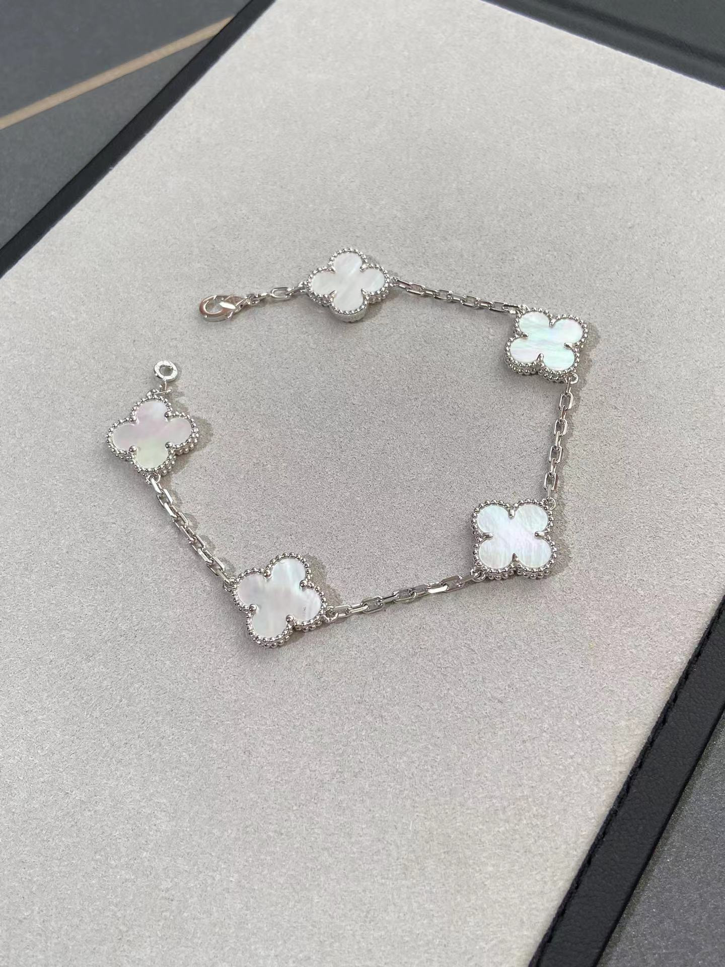 VCA Bracelet