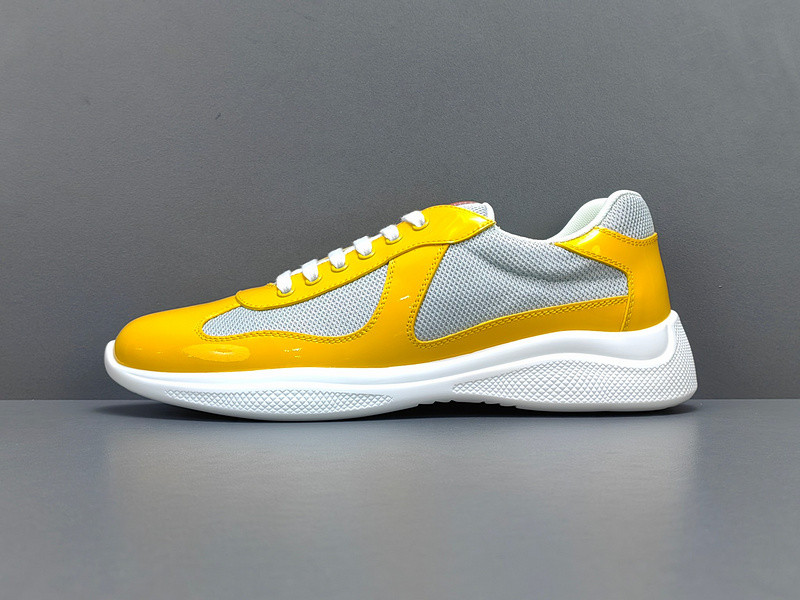 Pra*a Sneakers