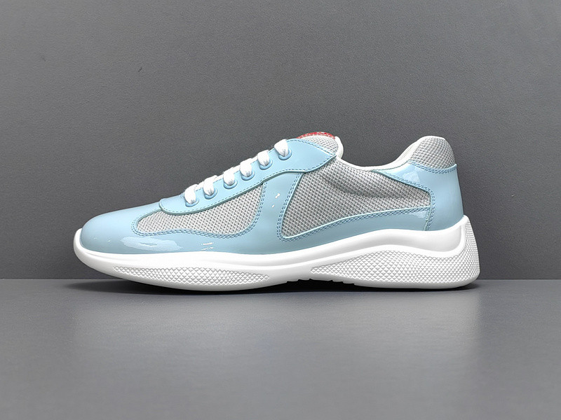 Pra*a Sneakers
